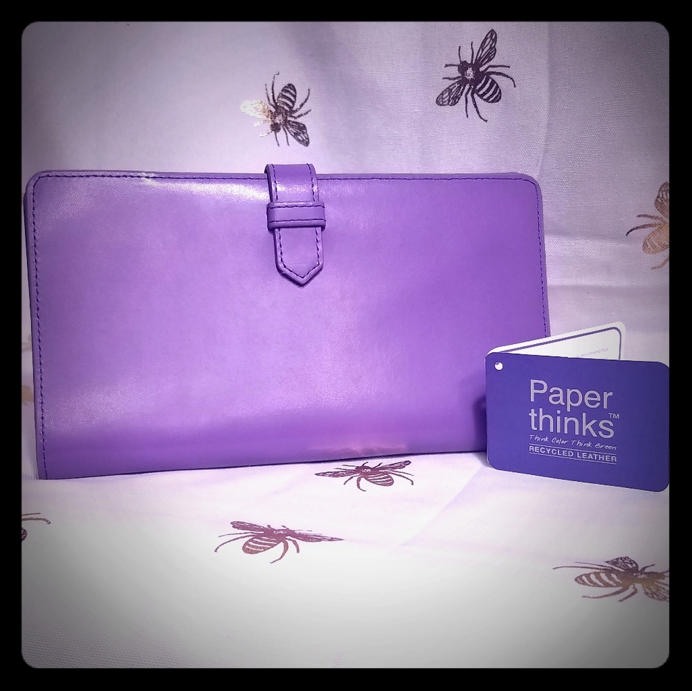 TRAVEL DOCUMENTS WALLET